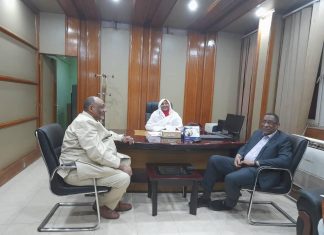 الغرف الصناعيةووزارةالتجارة يبحثان سبل حماية الصناعة المحلية من السلع المستوردة الغرف الصناعيةووزارةالتجارة يبحثان سبل حماية الصناعة المحلية من السلع المستوردة