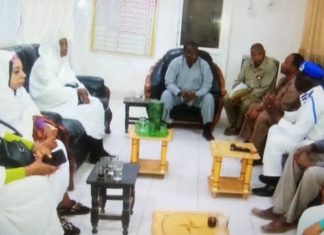 وفد دار الوثائق القومية يزور الولاية الشمالية ويلتقي أمين الحكومة وفد دار الوثائق القومية يزور الولاية الشمالية ويلتقي أمين الحكومة