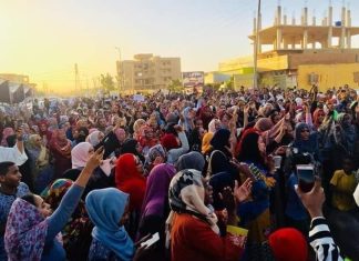 الثورة السودانية تعيد للمرأة مكانتها الثورة السودانية تعيد للمرأة مكانتها