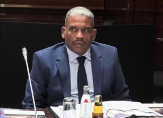 لقاءات بين رجال اعمال سودانيين و ووفد هندي غداً بالخرطوم لقاءات بين رجال اعمال سودانيين و ووفد هندي غداً بالخرطوم