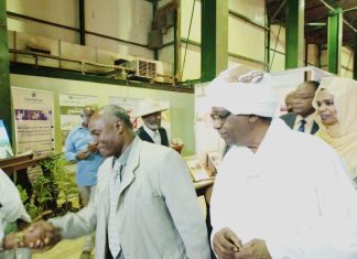 محافظ مشروع الجزيرة يدشن إنطلاقه معرض السودان الزراعي التقني محافظ مشروع الجزيرة يدشن إنطلاقه معرض السودان الزراعي التقني
