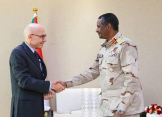 نائب رئيس مجلس السيادة يلتقي المفوض السامي لحقوق الانسان نائب رئيس مجلس السيادة يلتقي المفوض السامي لحقوق الانسان