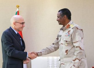 حميدتي يبلغ مسؤول أممي التزام السودان بحماية حقوق الإنسان وإعمال مبدأ المحاسبة حميدتي يبلغ مسؤول أممي التزام السودان بحماية حقوق الإنسان وإعمال مبدأ المحاسبة