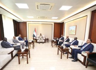 نائب رئيس مجلس السيادة يستقبل مدير المخابرات الإثيوبي نائب رئيس مجلس السيادة يستقبل مدير المخابرات الإثيوبي