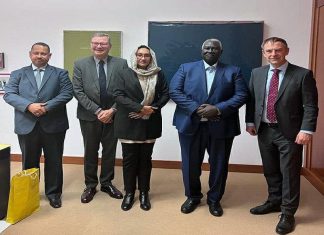 عقار يلتقي مدير الإدارة الأفريقية بالخارجية الألمانية عقار يلتقي مدير الإدارة الأفريقية بالخارجية الألمانية