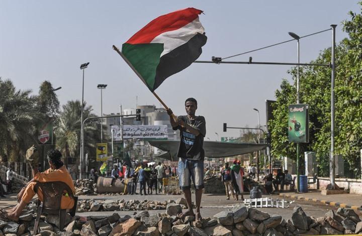 السودان .. تصريحات “متضاربة” حول اتفاق سياسي وشيك السودان .. تصريحات “متضاربة” حول اتفاق سياسي وشيك