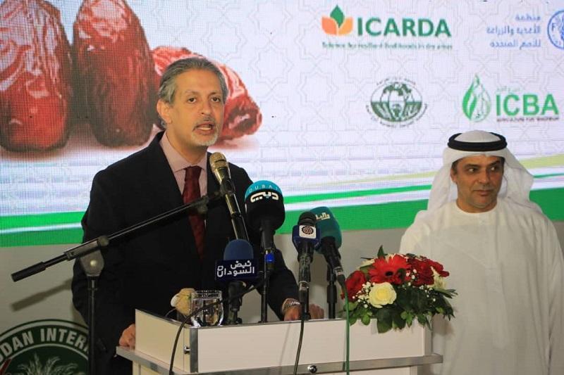 بالتنسيق مع سفارة الإمارات بالخرطوم جائزة خليفة الدولية للتمورتستعرض إنجازاتها بالتنسيق مع سفارة الإمارات بالخرطوم جائزة خليفة الدولية للتمورتستعرض إنجازاتها