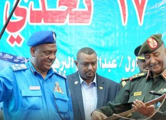 السودان: «الحرية والتغيير» تتمسك بخروج العسكر من السلطة… والبرهان يجدد اتهاماته باستهداف القوات النظامية السودان: «الحرية والتغيير» تتمسك بخروج العسكر من السلطة… والبرهان يجدد اتهاماته باستهداف القوات النظامية