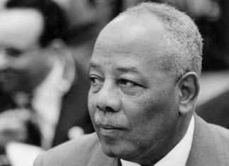 انقلاب الفريق عبود ووصاية الجيش على الحكم في السودان انقلاب الفريق عبود ووصاية الجيش على الحكم في السودان