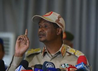 مناورات ومراوغات حميدتي مناورات ومراوغات حميدتي