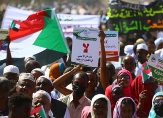 تأخر الاتفاق الإطاري بالسودان: عراقيل أمام “الحرية والتغيير” والعسكر تأخر الاتفاق الإطاري بالسودان: عراقيل أمام "الحرية والتغيير" والعسكر