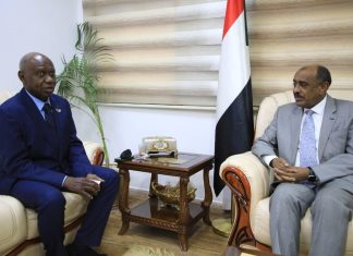 وزير الخارجية يلتقي بالممثل المقيم لمنظمة الأغذية والزراعة بالأمم المتحدة وزير الخارجية يلتقي بالممثل المقيم لمنظمة الأغذية والزراعة بالأمم المتحدة
