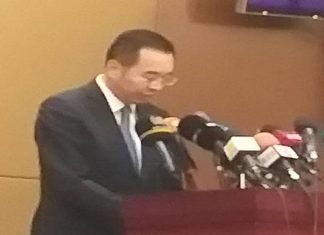 السفير الصيني: التعاون والتفاهم العربي الصيني يقوم على الثقة والإحترام السفير الصيني: التعاون والتفاهم العربي الصيني يقوم على الثقة والإحترام