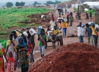مئات اللاجئين من جنوب السودان يفرون إلى كردفان مئات اللاجئين من جنوب السودان يفرون إلى كردفان