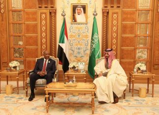 بدء الإجتماع الثنائي بين البرهان ومحمدبن سلمان بدء الإجتماع الثنائي بين البرهان ومحمدبن سلمان