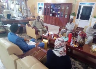 والي سنار المناوب يلتقي وفد الآلية الوطنية لدعم الايقاد والي سنار المناوب يلتقي وفد الآلية الوطنية لدعم الايقاد
