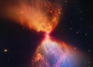 “جيمس ويب” يلتقط صوراً لسحابة ضخمة حول نجم في طور التكوّن "جيمس ويب" يلتقط صوراً لسحابة ضخمة حول نجم في طور التكوّن