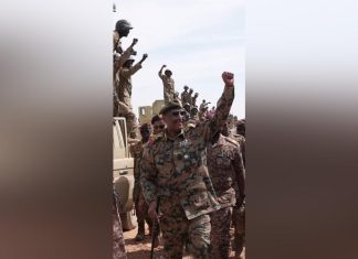 البرهان في خطاب جديد يحدد شروط توقيع الجيش على الاتفاق النهائي ويحذر من الاقصاء واختطاف السلطة البرهان في خطاب جديد يحدد شروط توقيع الجيش على الاتفاق النهائي ويحذر من الاقصاء واختطاف السلطة