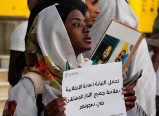 لجان المقاومة تحمل الانقلابيين سلامة المعتقلين لجان المقاومة تحمل الانقلابيين سلامة المعتقلين