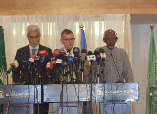 الآلية الثلاثية تلتقي بموقعي الاتفاق السياسي الإطاري الآلية الثلاثية تلتقي بموقعي الاتفاق السياسي الإطاري