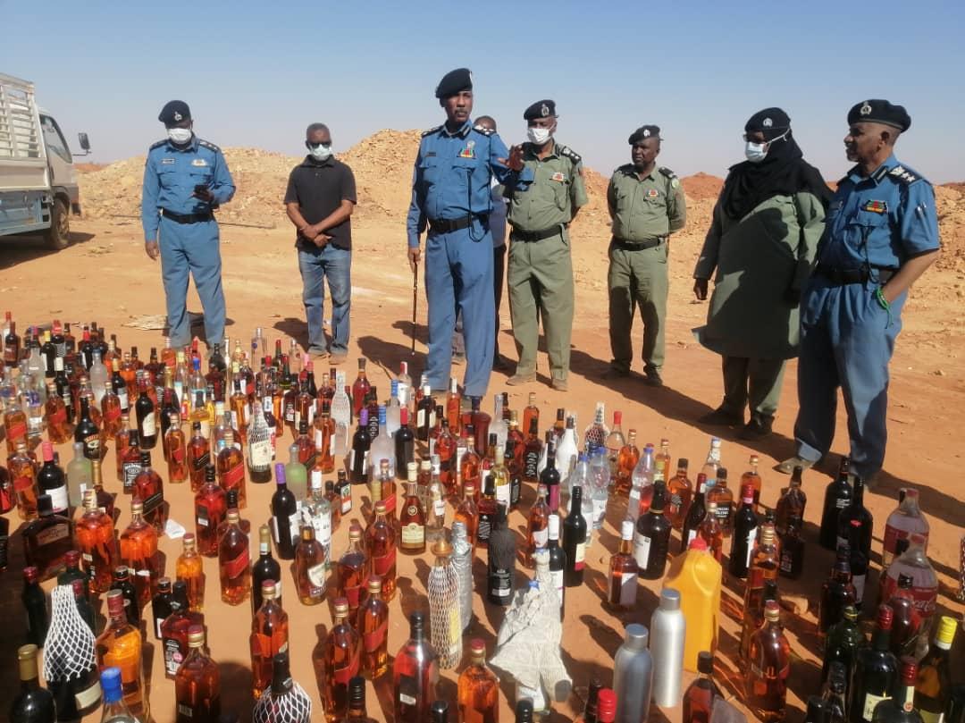 الجمارك تبيد كميات من البضائع والسلع والأدوية منتهيةالصلاحيةبقيمة ١١٠مليون جنيه الجمارك تبيد كميات من البضائع والسلع والأدوية منتهيةالصلاحيةبقيمة ١١٠مليون جنيه
