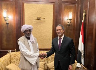 تفاصيل لقاء بين ترك والسفير المصري والحديث عن بعثات تعليمية تفاصيل لقاء بين ترك والسفير المصري والحديث عن بعثات تعليمية