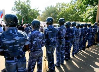 السودان.. الشرطة تصدر قرارًا بشأن ظهور منسوبيها في مواقع التواصل الاجتماعي السودان.. الشرطة تصدر قرارًا بشأن ظهور منسوبيها في مواقع التواصل الاجتماعي