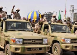 السودان.. الدفع بعشرات المركبات العسكرية ومئات الجنود بصلاحيات واسعة إلى مناطق شهدت أحداث مسلحة السودان.. الدفع بعشرات المركبات العسكرية ومئات الجنود بصلاحيات واسعة إلى مناطق شهدت أحداث مسلحة