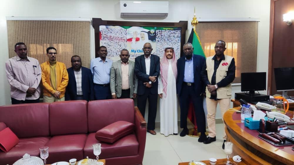 والي النيل الابيض يلتقي سفير دولة الكويت بالسودان والي النيل الابيض يلتقي سفير دولة الكويت بالسودان