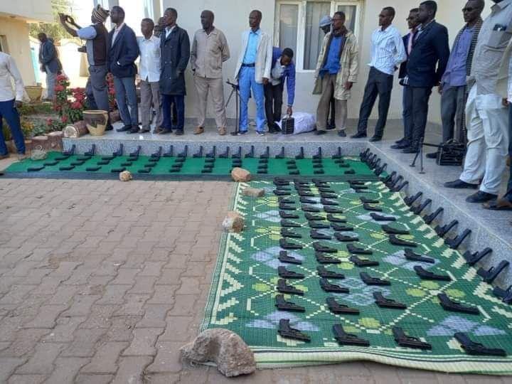 السودان.. ضبط كيمات ضخمة من الأسلحة المهربة السودان.. ضبط كيمات ضخمة من الأسلحة المهربة
