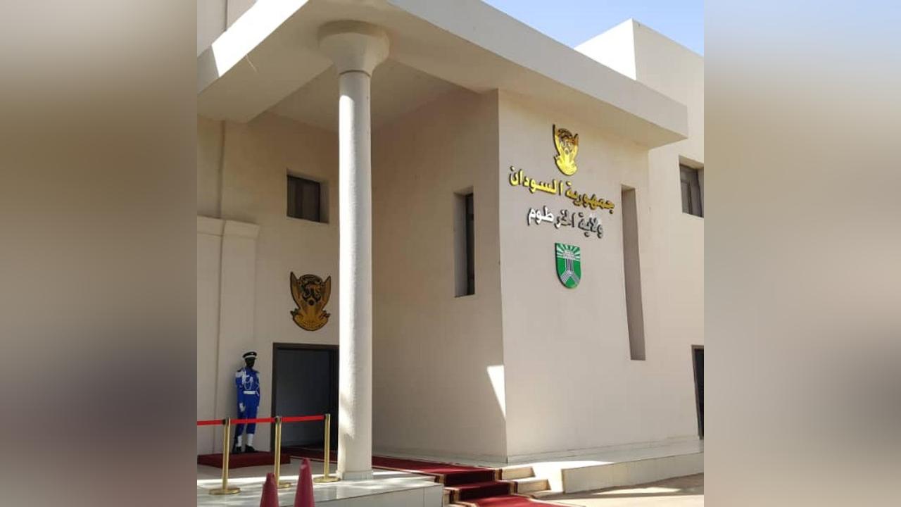 قرارات أمنية بشأن إحتفالات رأس السنة والمظاهرات وعمليات النهب بالخرطوم قرارات أمنية بشأن إحتفالات رأس السنة والمظاهرات وعمليات النهب بالخرطوم