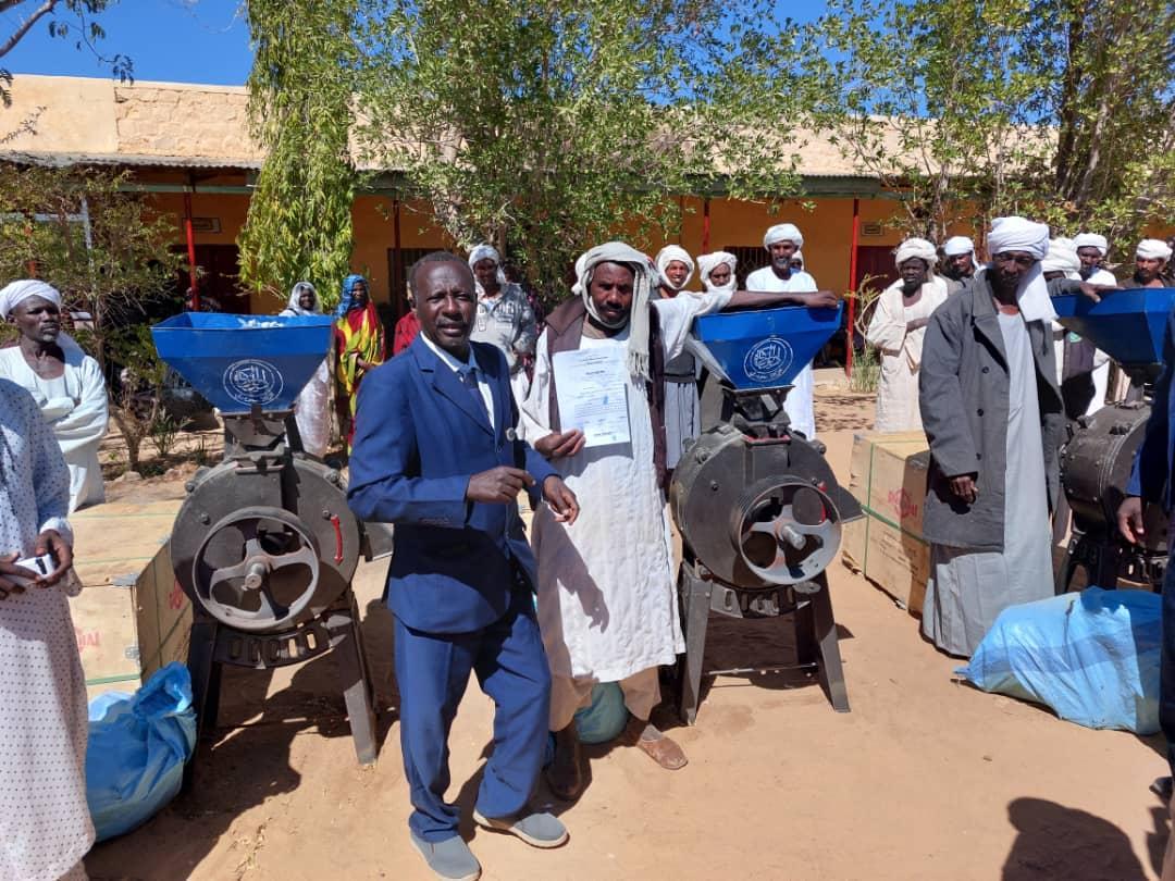 الزكة بمحلية سودري توزع مشروعات بتكلفة 175 مليون جنيه الزكة بمحلية سودري توزع مشروعات بتكلفة 175 مليون جنيه