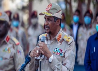 حميدتي يقر بتدخل وتسيير السفارات الاجنبية للشأن السوداني حميدتي يقر بتدخل وتسيير السفارات الاجنبية للشأن السوداني ويتوعد