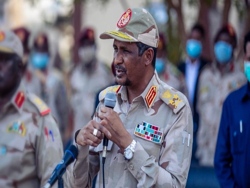 حميدتي يقر بتدخل وتسيير السفارات الاجنبية للشأن السوداني ويتوعد حميدتي يقر بتدخل وتسيير السفارات الاجنبية للشأن السوداني ويتوعد