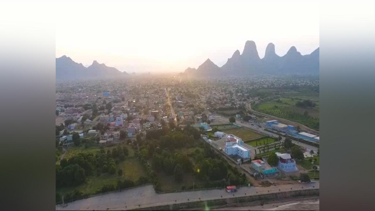 الشركة السودانية للاسواق الحرة تبحث فرص الاستثمار واقامة الاسواق بكسلا الشركة السودانية للاسواق الحرة تبحث فرص الاستثمار واقامة الاسواق بكسلا