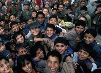 39 % من العرب يعتقدون أن تطبيق القانون في بلدهم فيه محاباة 39 % من العرب يعتقدون أن تطبيق القانون في بلدهم فيه محاباة... و71% يفضلون النظام الديمقراطي