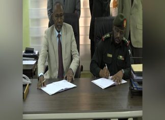 توقيع مذكرتى تفاهم بين وزارة الدفاع وجامعتي السودان وكرري توقيع مذكرتى تفاهم بين وزارة الدفاع وجامعتي السودان وكرري