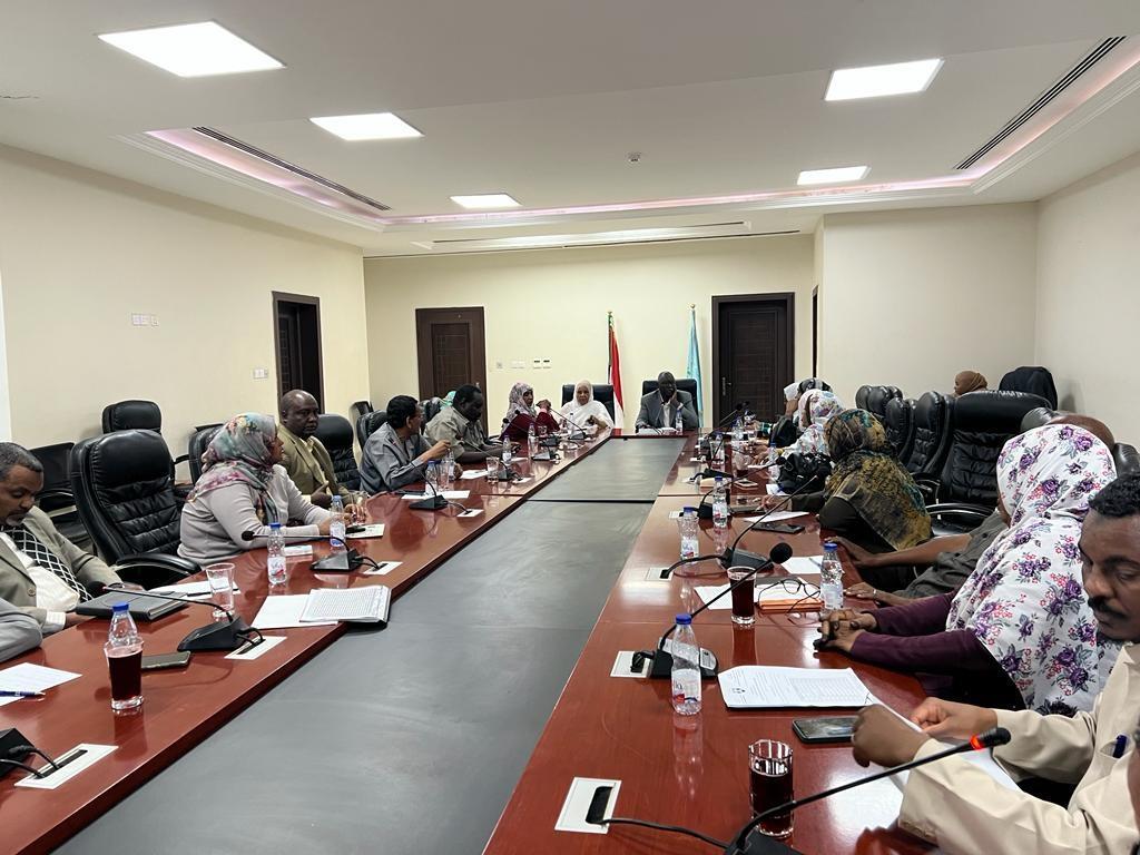 الخرطوم تبدأ الإعداد للمشاركة فى معرض الخرطوم الدولي الدورة (40) الخرطوم تبدأ الإعداد للمشاركة فى معرض الخرطوم الدولي الدورة (40)