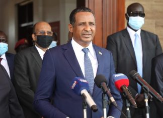 حميدتي يعترف بحالة الانسداد السياسي في السودان ويتحدث عن الاتفاق الاطاري حميدتي يعترف بحالة الانسداد السياسي في السودان ويتحدث عن الاتفاق الاطاري