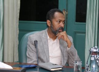 السودان.. مؤتمر تفكيك التمكين يوصي بإلغاء قرارات المحكمة العليا وخالد عمر يعلق السودان.. مؤتمر تفكيك التمكين يوصي بإلغاء قرارات المحكمة العليا وخالد عمر يعلق