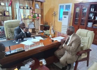 والي سنار يلتقي بمدير بنك السودان المركزي فرع ولاية سنار والي سنار يلتقي بمدير بنك السودان المركزي فرع ولاية سنار