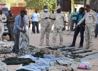 السودان.. ضبط خلية تعمل في تجارة السلاح وبحوزتها كميات ضخمة السودان.. ضبط خلية تعمل في تجارة السلاح وبحوزتها كميات ضخمة