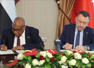 التوقيع على مذكرة تفاهم بين السودان وتركيا التوقيع على مذكرة تفاهم بين السودان وتركيا