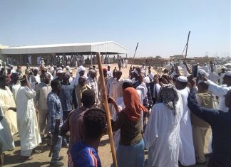 والي النيل الابيض يفتتح سوق صادر الثروة الحيوانية بمحلية قلي والي النيل الابيض يفتتح سوق صادر الثروة الحيوانية بمحلية قلي