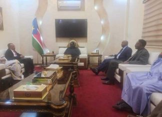 وفد الحرية والتغيير يعقد اجتماعا مع مسؤولين بدولة جنوب السودان وفد الحرية والتغيير يعقد اجتماعا مع مسؤولين بدولة جنوب السودان
