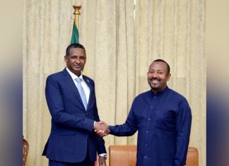 حميدتي وأبي احمد يعلنان تأكيدات مشتركة بشأن التطورات السياسية في السودان حميدتي وأبي احمد يعلنان تأكيدات مشتركة بشأن التطورات السياسية في السودان