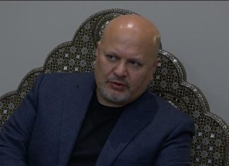مدعي الجنائية يكشف عن تدهور العلاقة مع السلطات السودانية ويعلن عن رفض 34 طلبًا بشأن المتهمين مدعي الجنائية يكشف عن تدهور العلاقة مع السلطات السودانية ويعلن عن رفض 34 طلبًا بشأن المتهمين