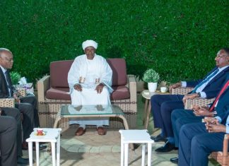 الحرية والتغيير “الكتلة الديمقراطية” توضح بشأن نسبة الاتفاق على 95% حول الاتفاق الإطاري الحرية والتغيير “الكتلة الديمقراطية” توضح بشأن نسبة الاتفاق على 95% حول الاتفاق الإطاري