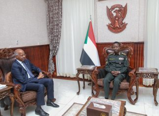 كباشي يلتقي مستشارالمدير الإقليمي للاتحاد الدولي لجمعيات الصليب الأحمر كباشي يلتقي مستشارالمدير الإقليمي للاتحاد الدولي لجمعيات الصليب الأحمر