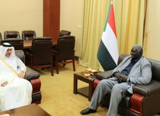 مالك عقار يلتقي السفير القطري بالسودان مالك عقار يلتقي السفير القطري بالسودان